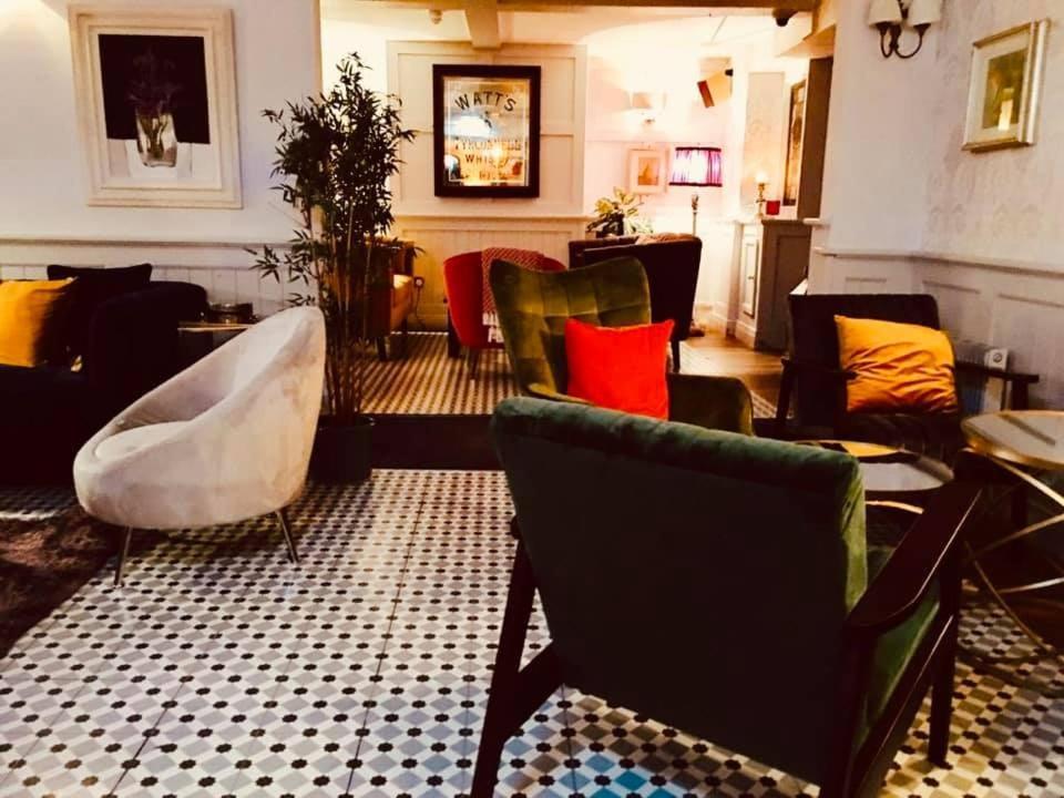 Malin Townhouse 게스트하우스 외부 사진